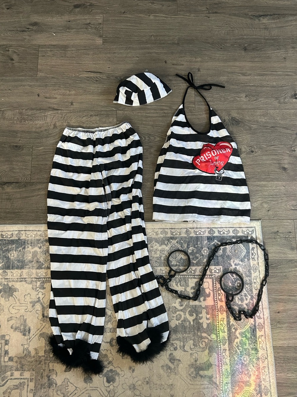 Vintage Prisoner Costume Set